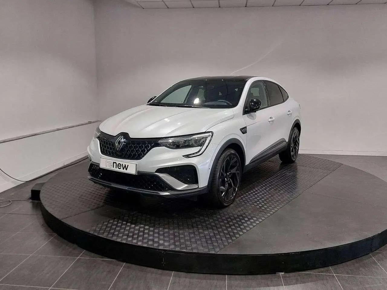 Photo 1 : Renault Arkana 2023 Hybrid