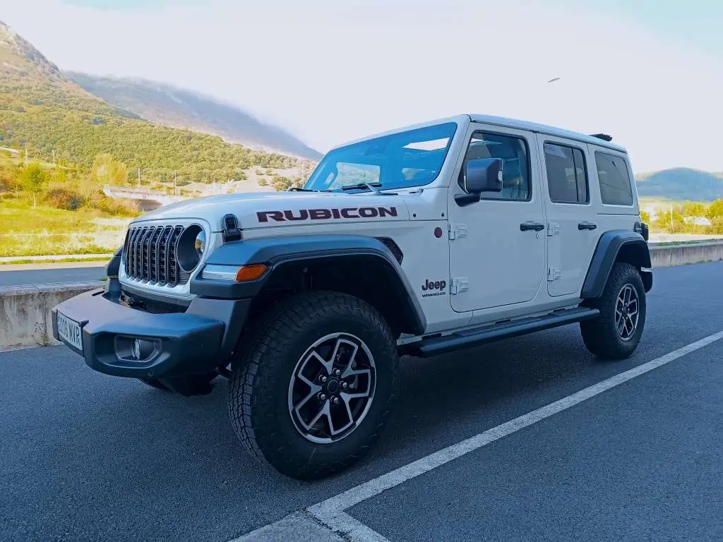 Photo 1 : Jeep Wrangler 2024 Essence