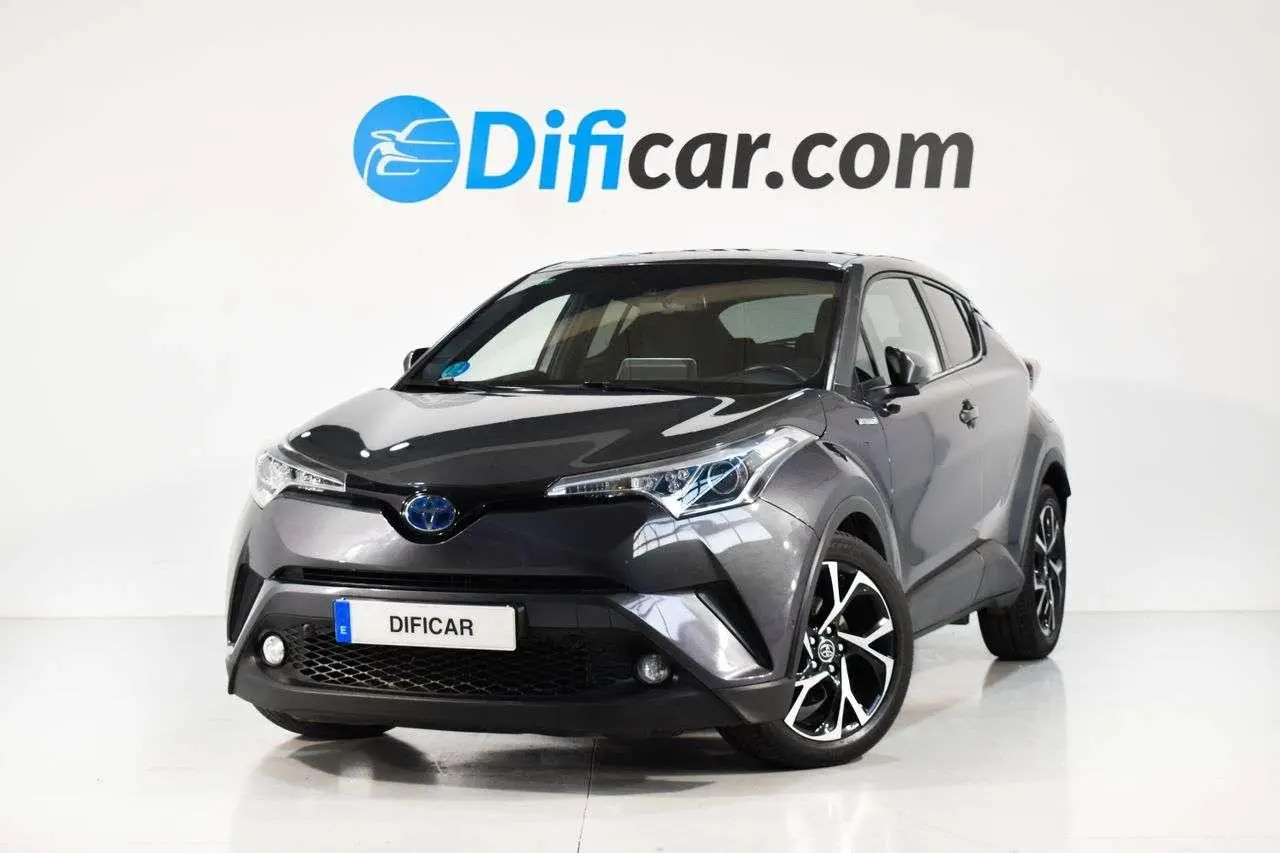 Photo 1 : Toyota C-hr 2019 Hybrid