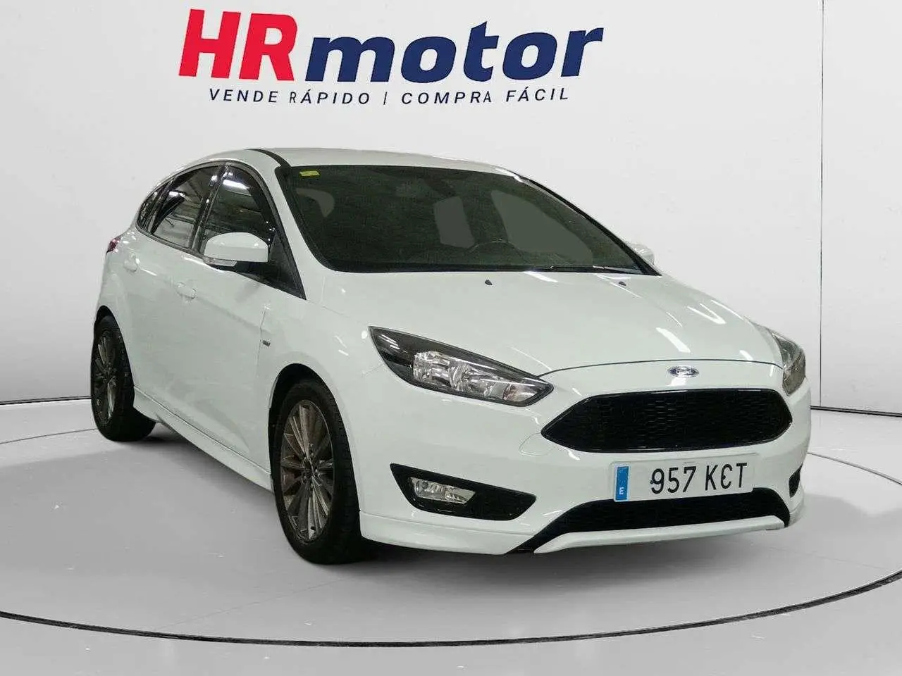 Photo 1 : Ford Focus 2017 Petrol