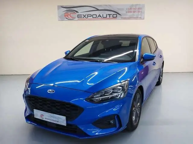 Photo 1 : Ford Focus 2018 Petrol