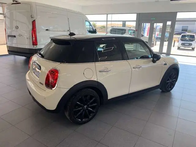 Photo 1 : Mini Cooper 2020 Essence