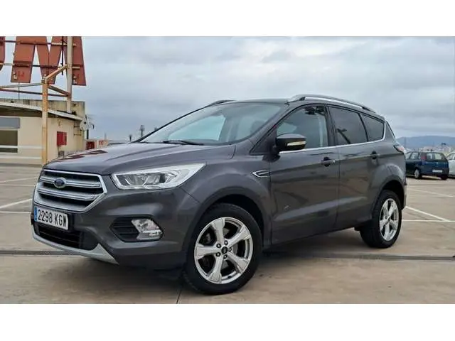 Photo 1 : Ford Kuga 2018 Petrol