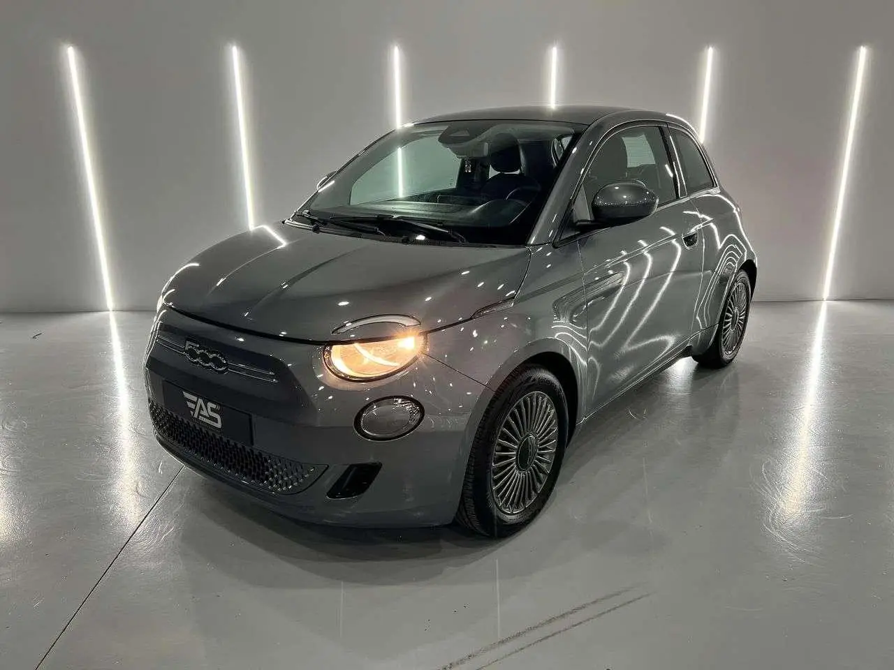 Photo 1 : Fiat 500 2022 Électrique