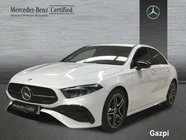 Photo 1 : Mercedes-benz Classe A 2023 Essence