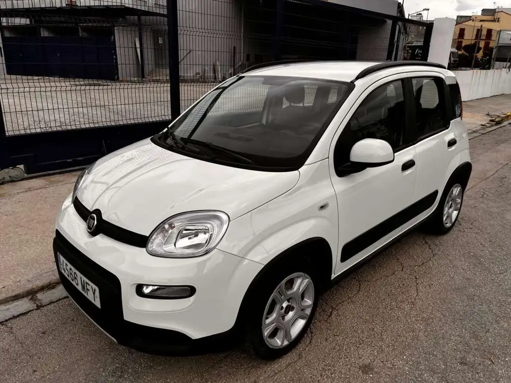 Photo 1 : Fiat Panda 2023 Petrol