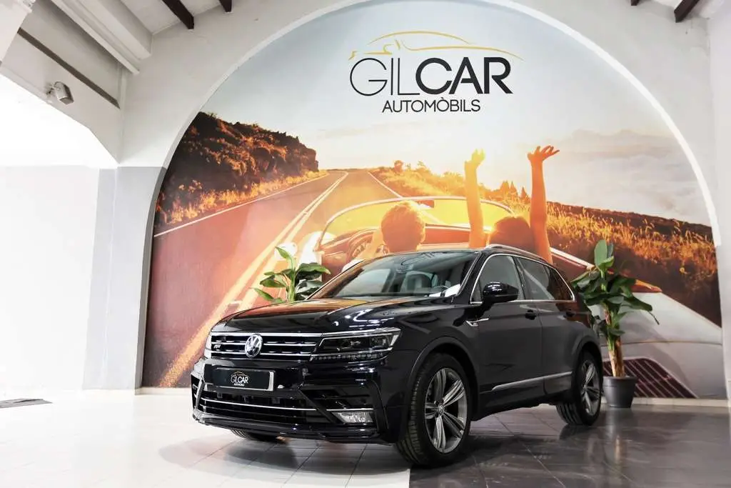 Photo 1 : Volkswagen Tiguan 2019 Diesel