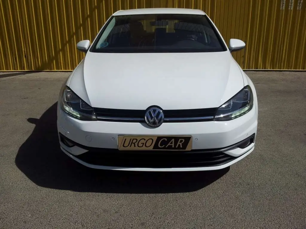 Photo 1 : Volkswagen Golf 2020 Diesel