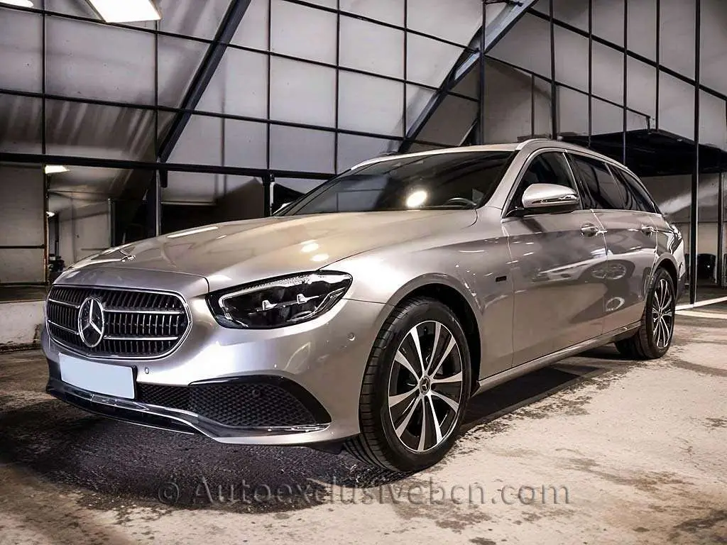 Photo 1 : Mercedes-benz Classe E 2021 Hybride