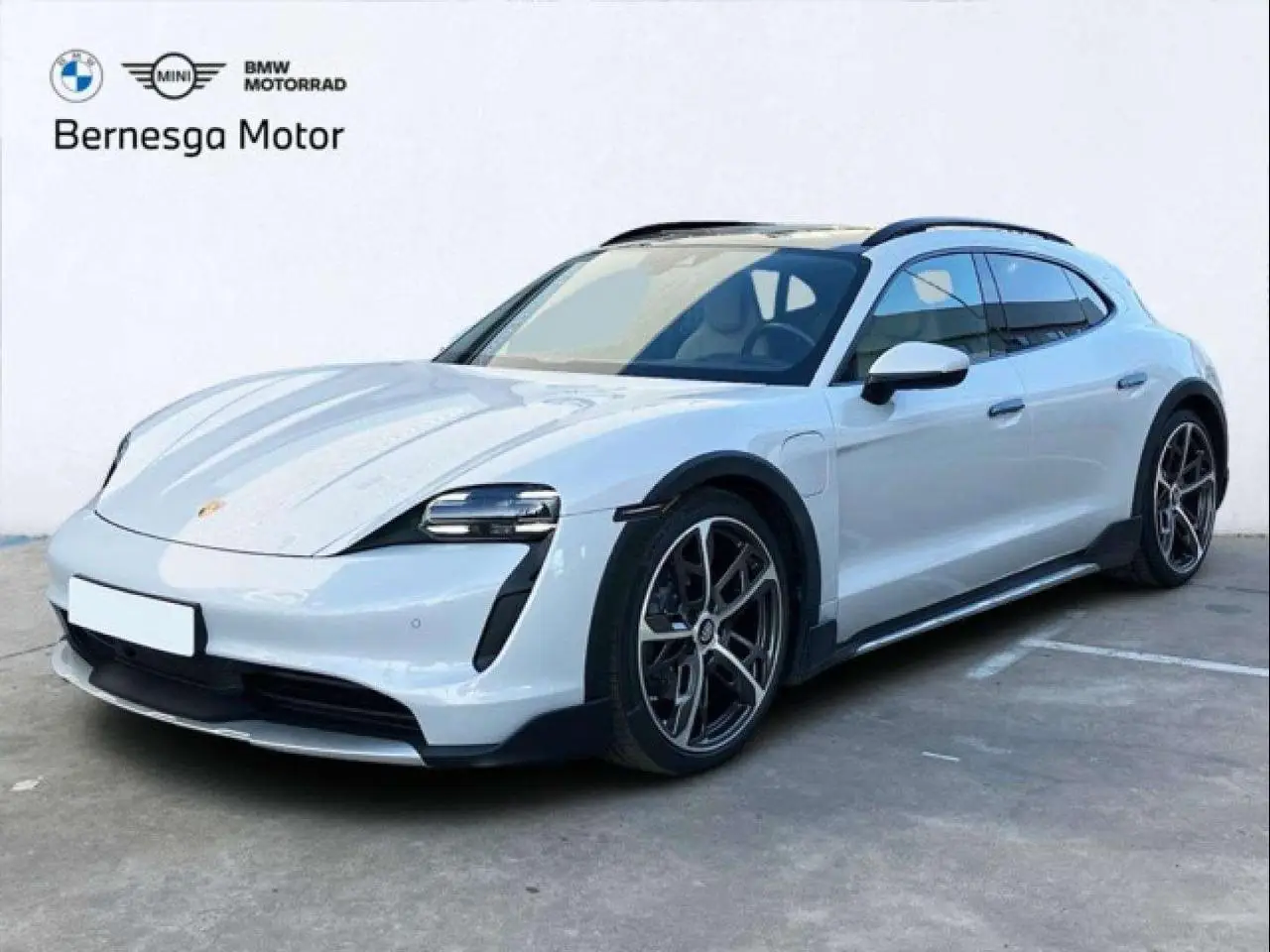 Photo 1 : Porsche Taycan 2021 Électrique