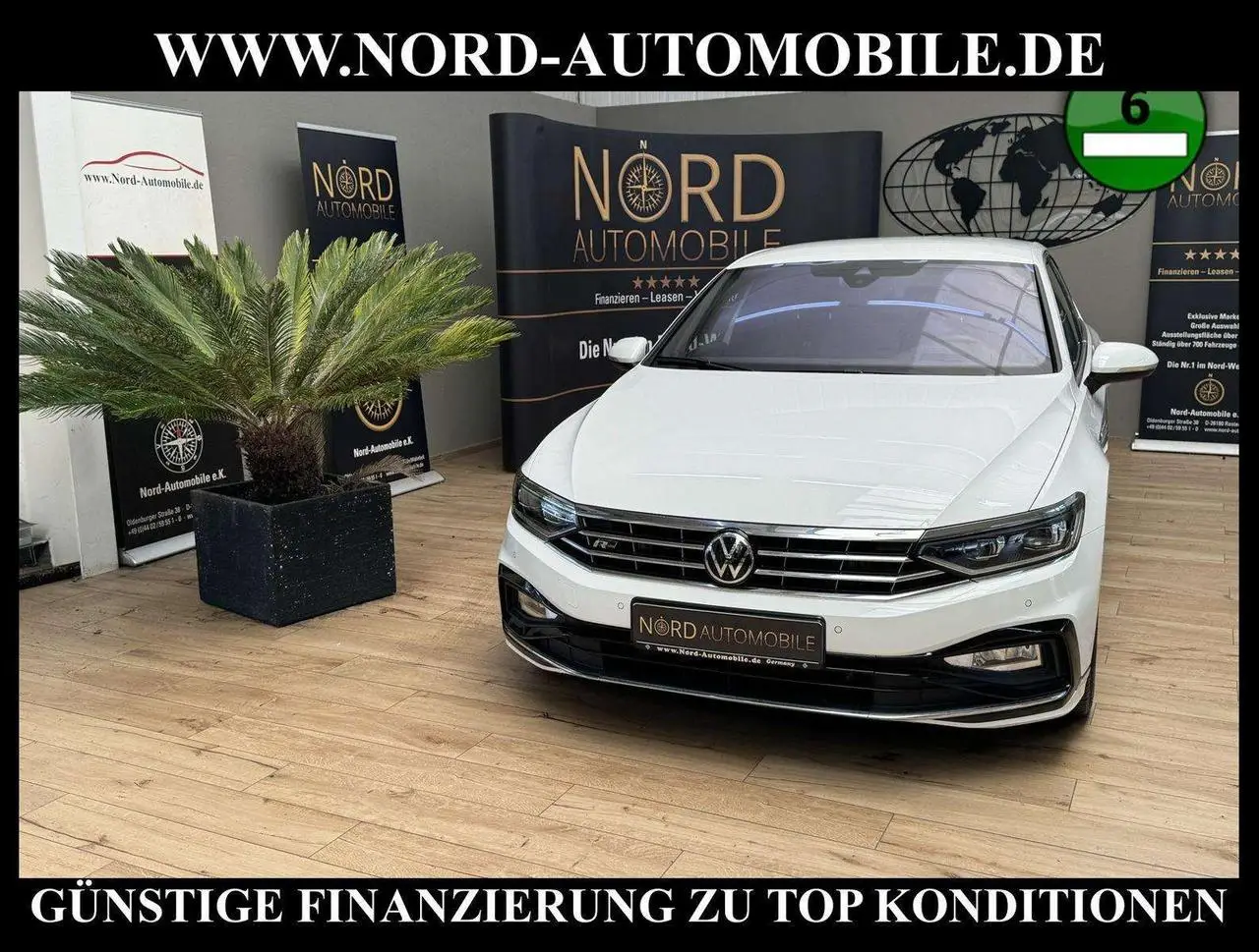 Photo 1 : Volkswagen Passat 2021 Diesel