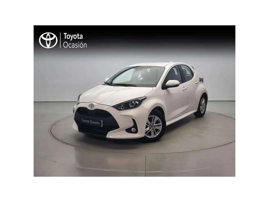 Photo 1 : Toyota Yaris 2022 Petrol