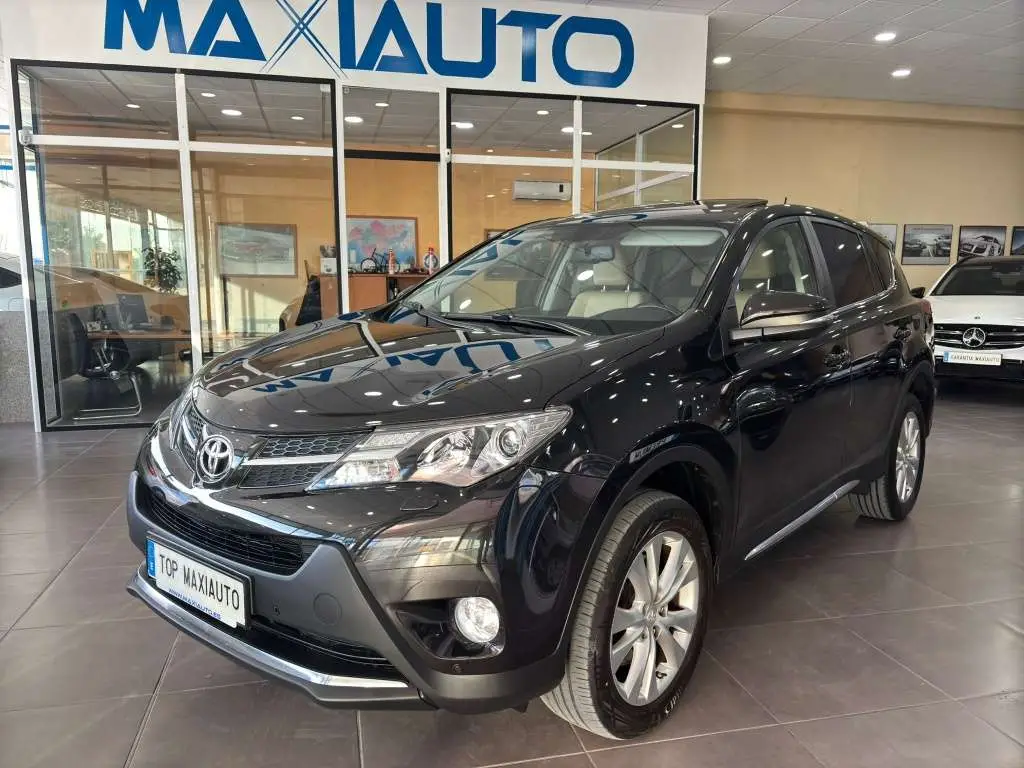 Photo 1 : Toyota Rav4 2015 Diesel