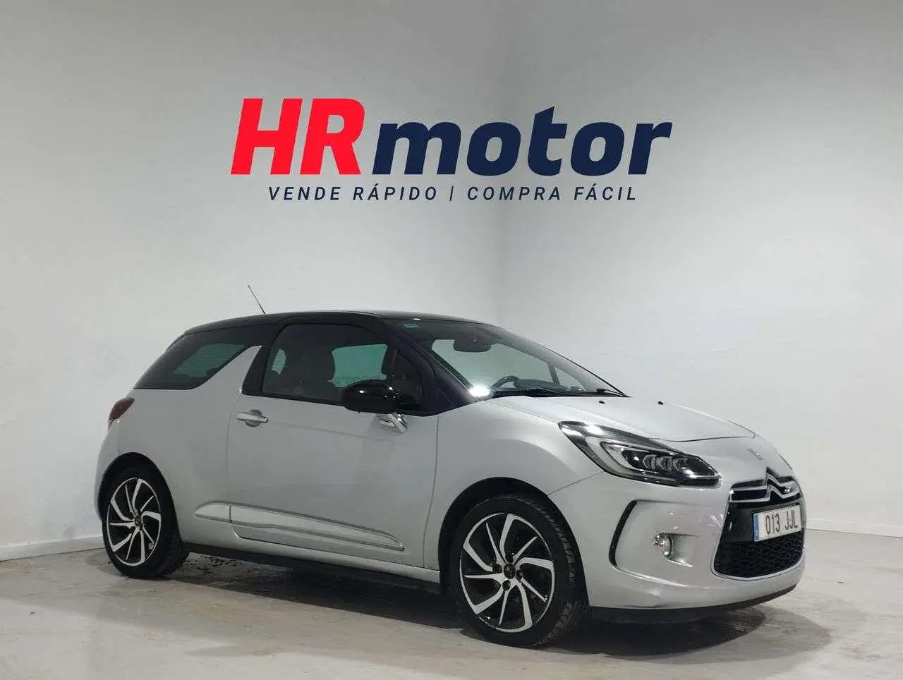 Photo 1 : Citroen Ds3 2015 Petrol