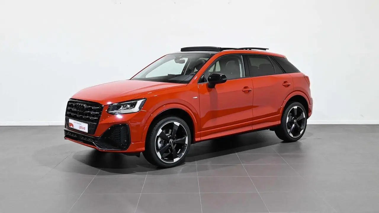 Photo 1 : Audi Q2 2024 Diesel