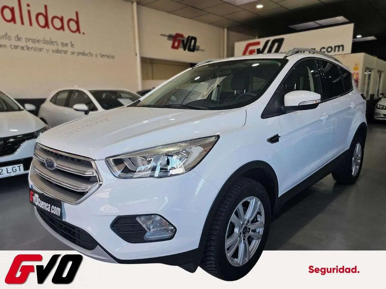 Photo 1 : Ford Kuga 2019 Petrol