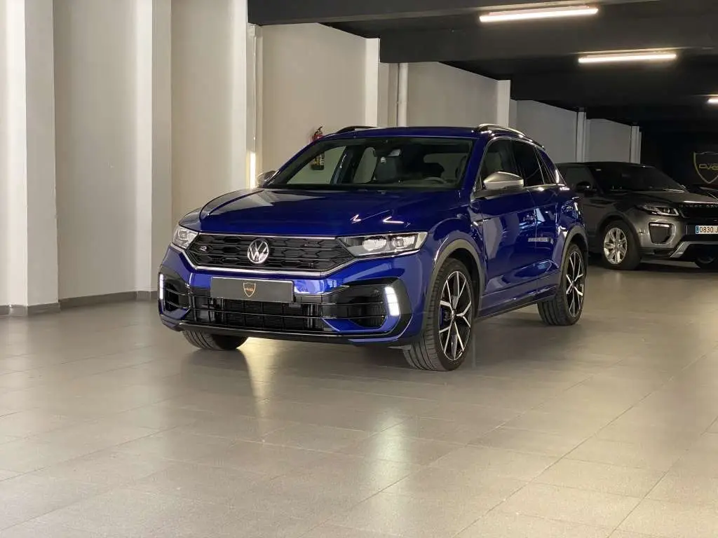 Photo 1 : Volkswagen T-roc 2020 Essence