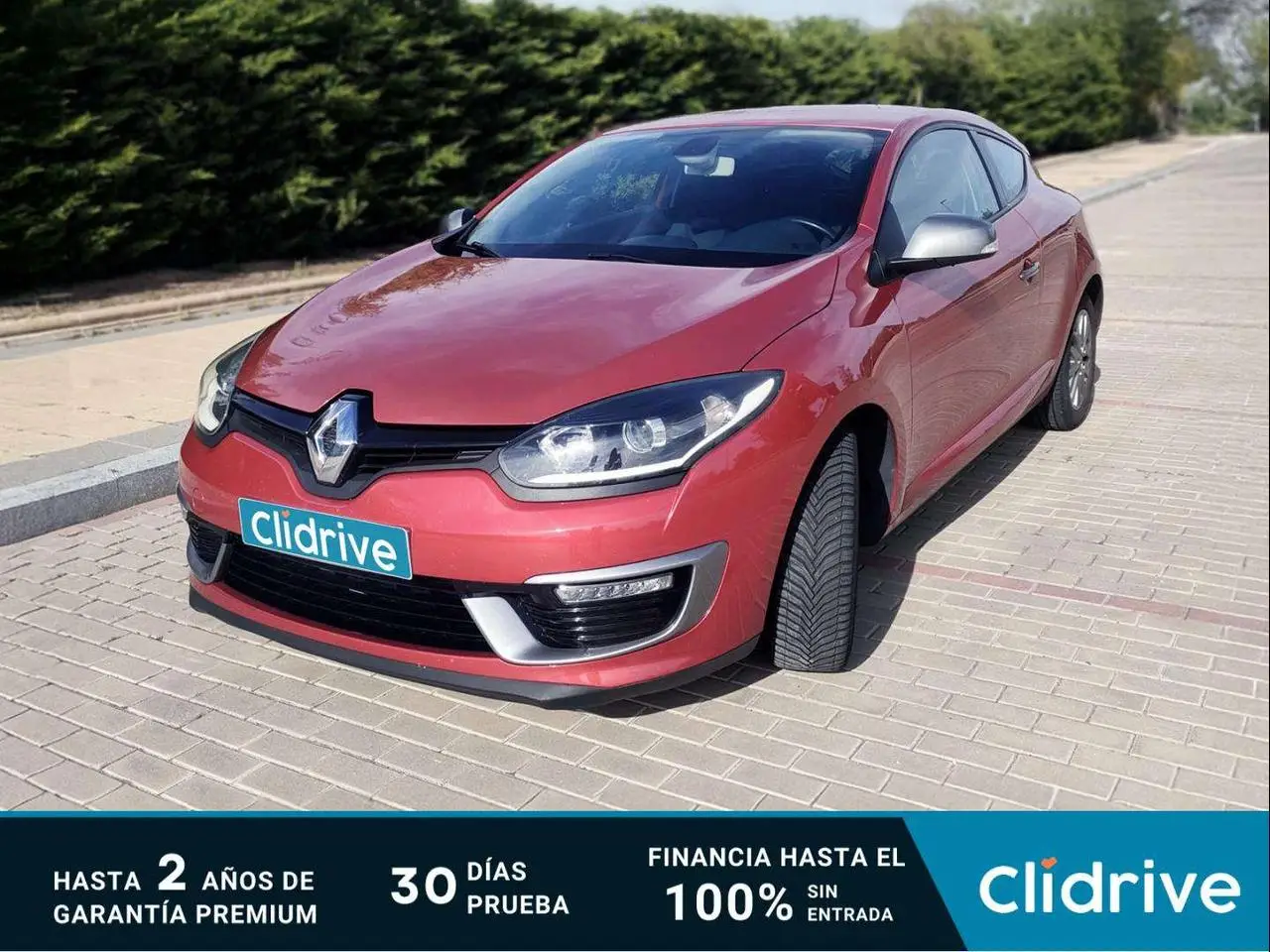 Photo 1 : Renault Megane 2015 Petrol