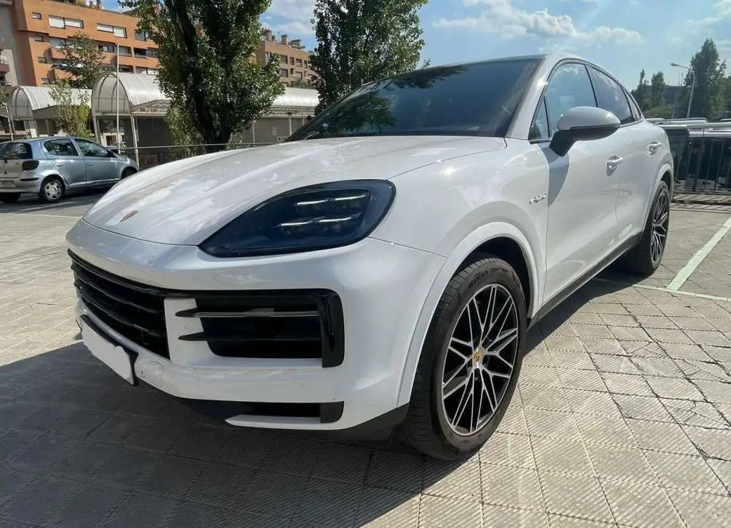 Photo 1 : Porsche Cayenne 2024 Hybride