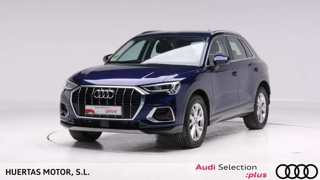 Photo 1 : Audi Q3 2023 Petrol