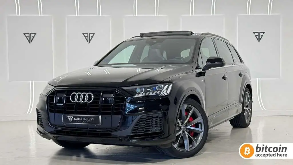 Photo 1 : Audi Q7 2020 Hybride