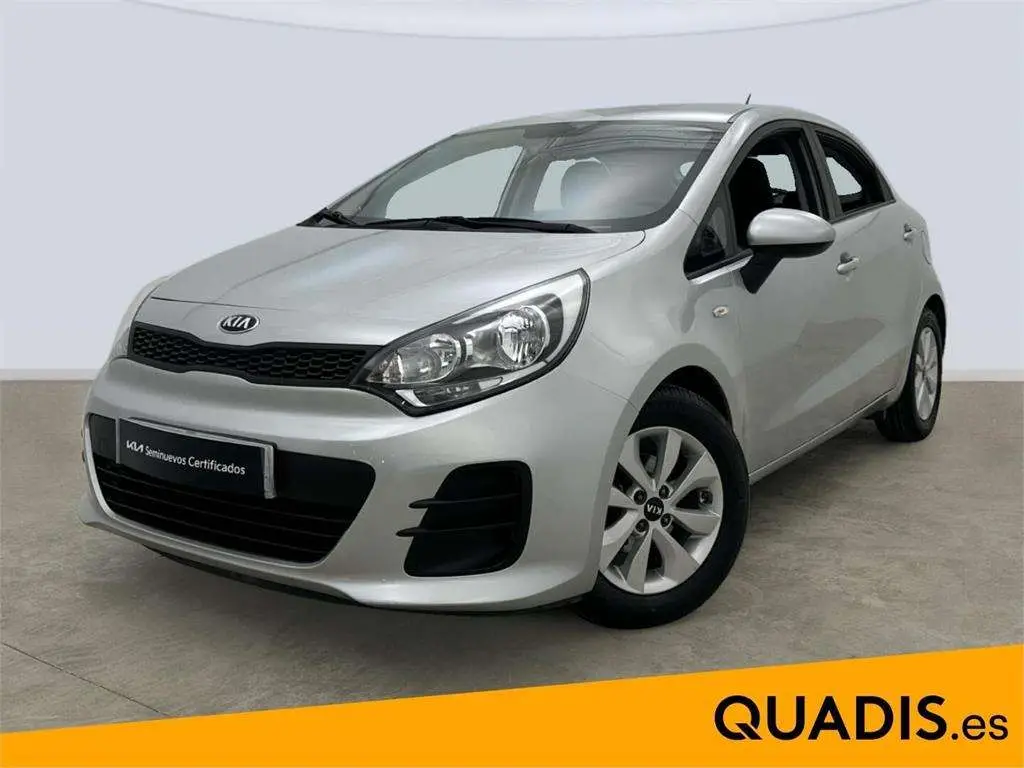 Photo 1 : Kia Rio 2017 Essence