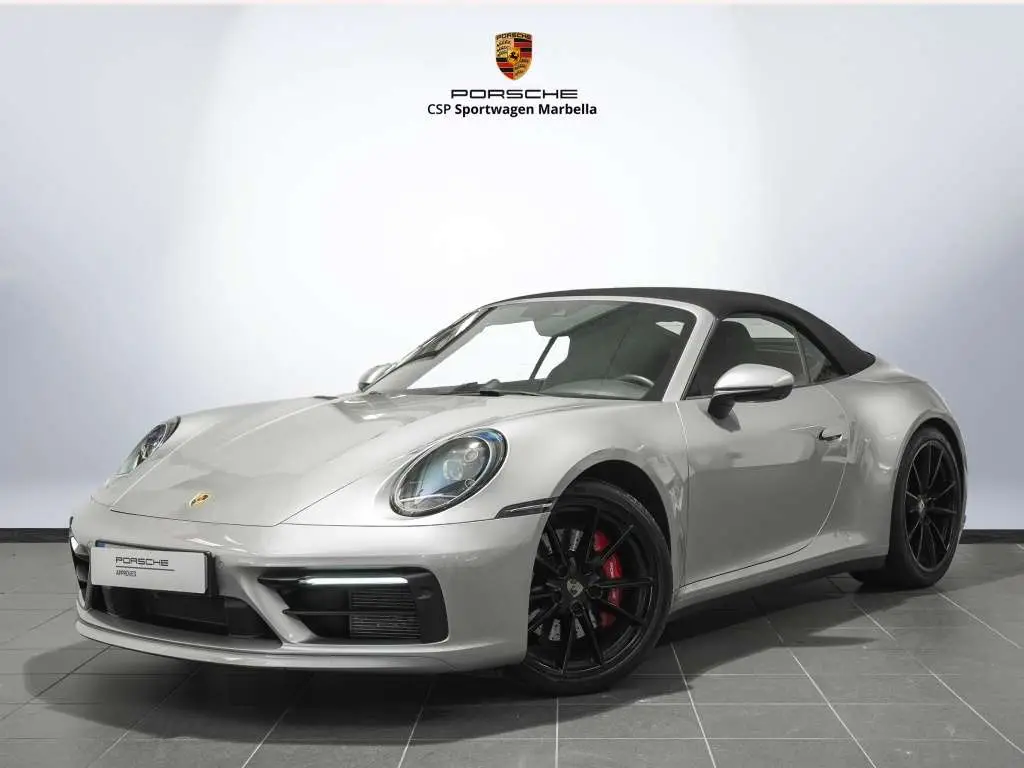 Photo 1 : Porsche 992 2019 Petrol