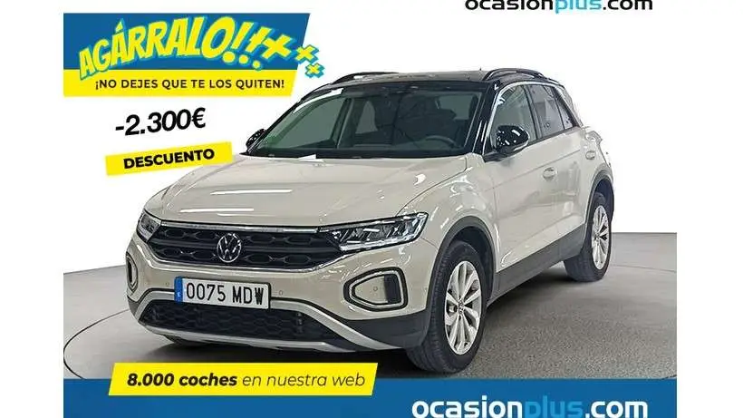 Photo 1 : Volkswagen T-roc 2023 Essence