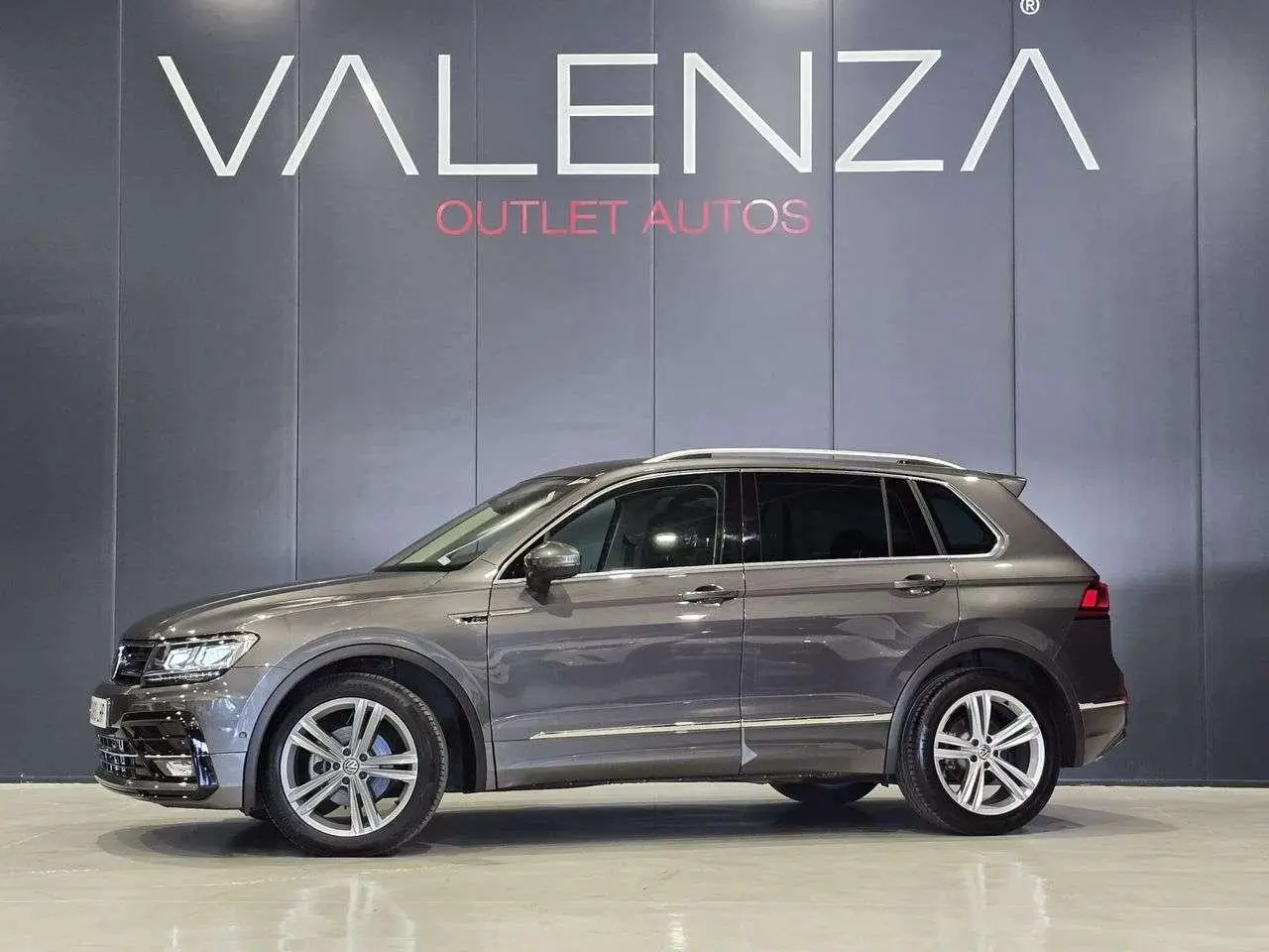 Photo 1 : Volkswagen Tiguan 2020 Diesel