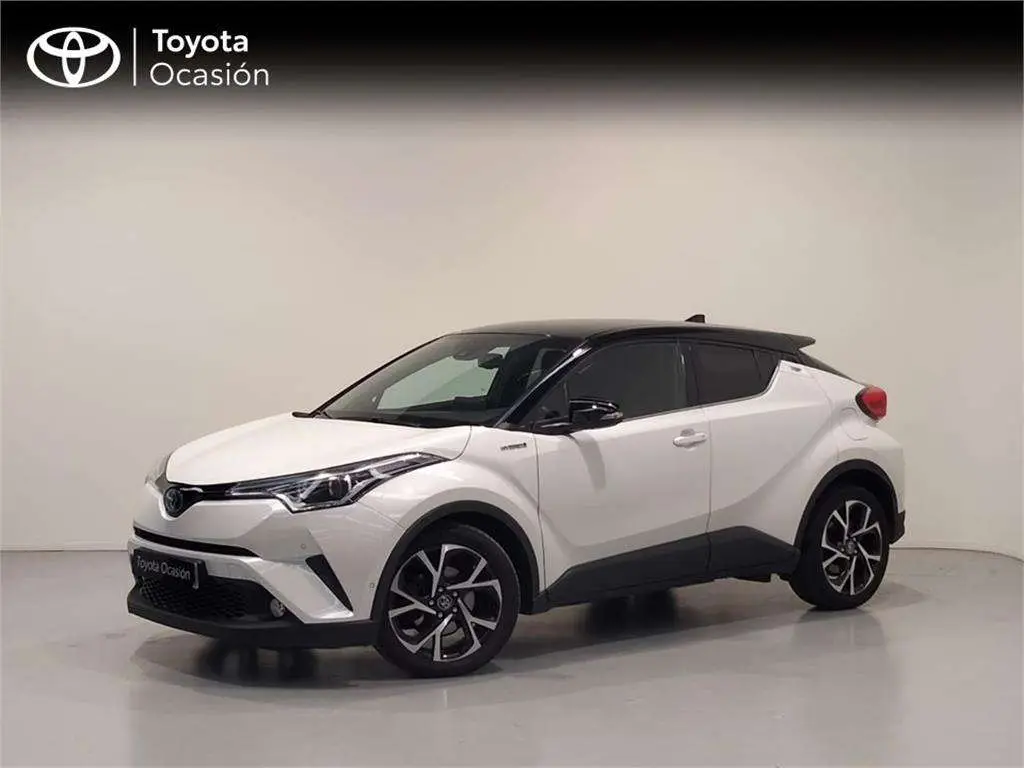 Photo 1 : Toyota C-hr 2018 Hybrid