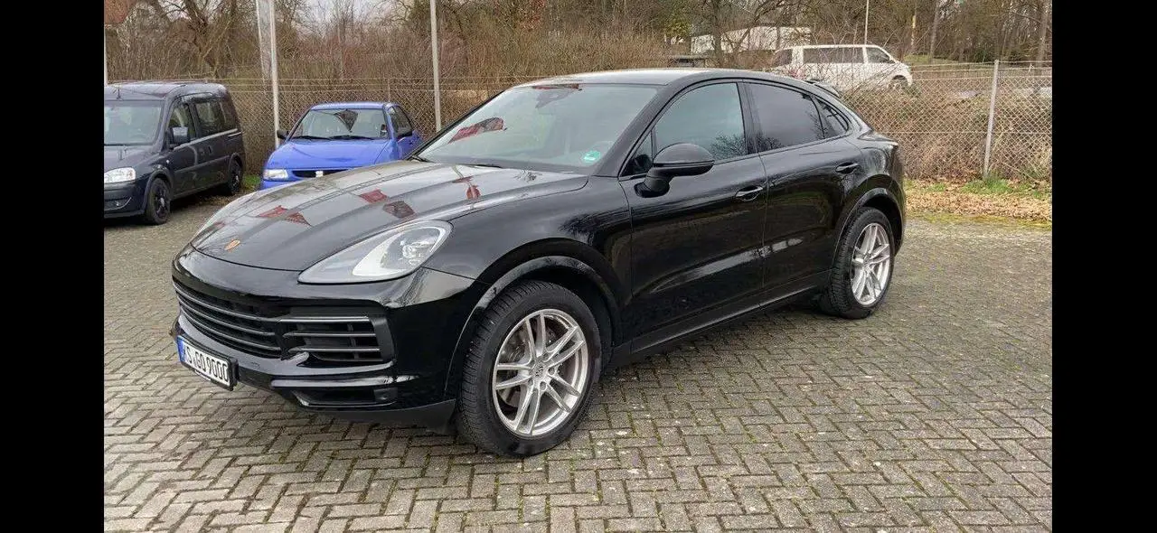 Photo 1 : Porsche Cayenne 2022 Non renseigné