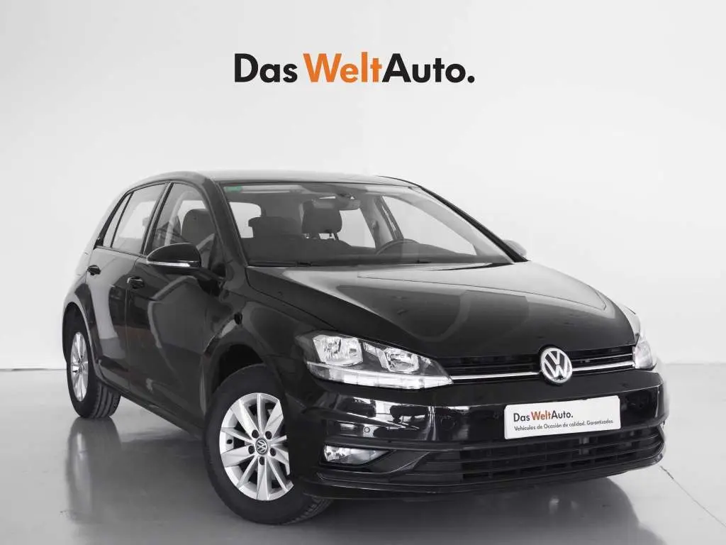 Photo 1 : Volkswagen Golf 2019 Petrol