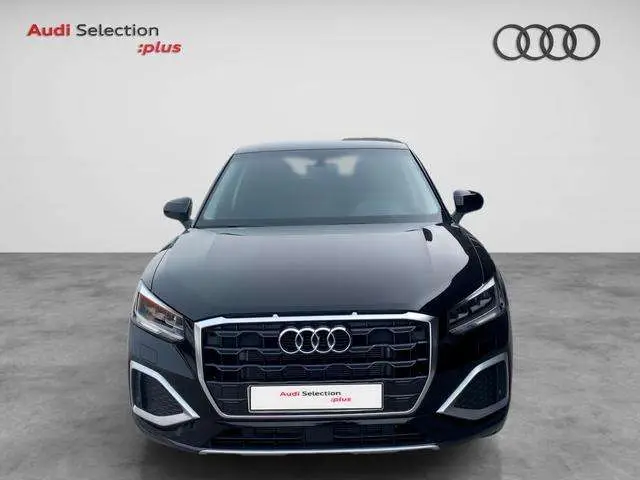 Photo 1 : Audi Q2 2024 Petrol