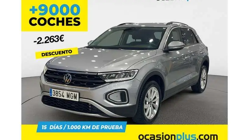 Photo 1 : Volkswagen T-roc 2023 Essence