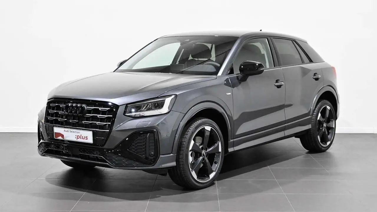 Photo 1 : Audi Q2 2024 Diesel