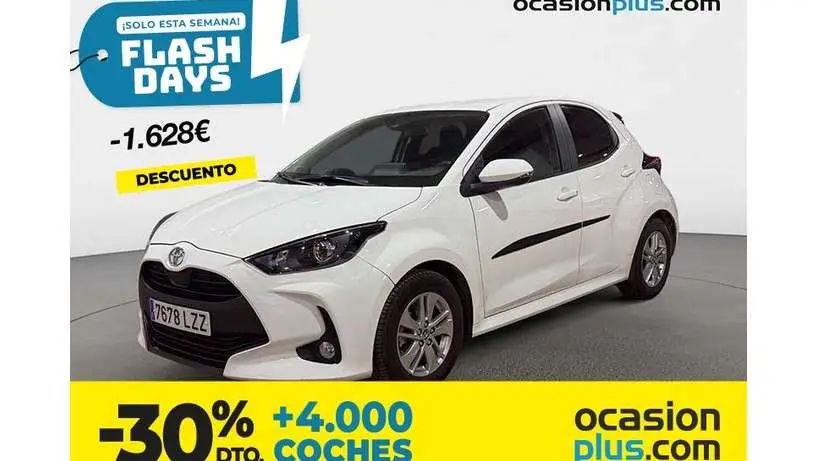 Photo 1 : Toyota Yaris 2022 Petrol