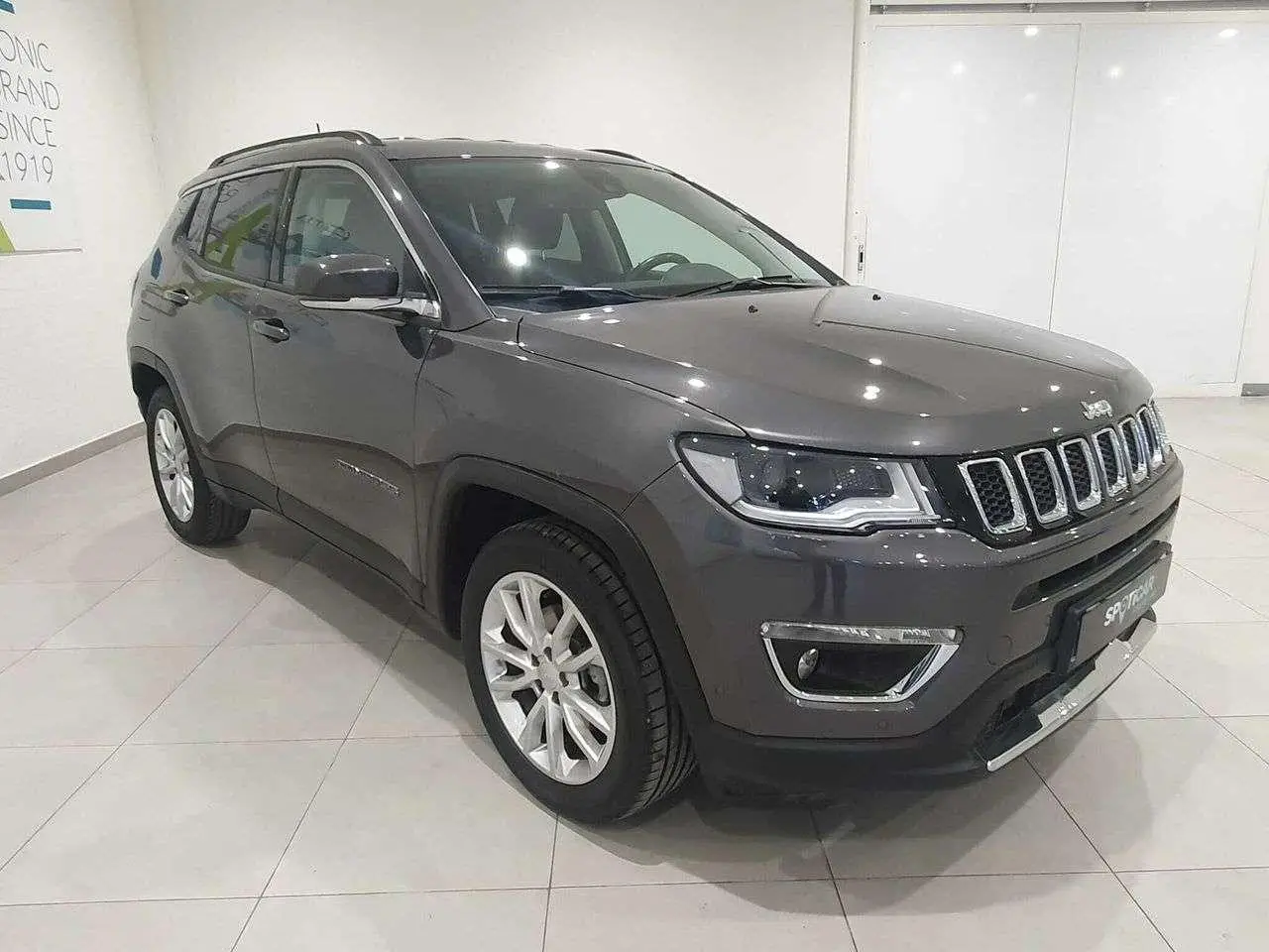 Photo 1 : Jeep Compass 2021 Essence