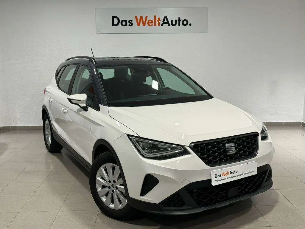 Photo 1 : Seat Arona 2023 Petrol