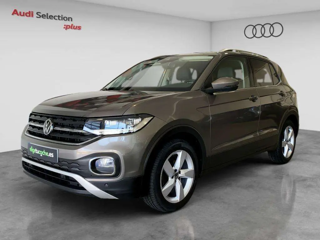 Photo 1 : Volkswagen T-cross 2021 Essence