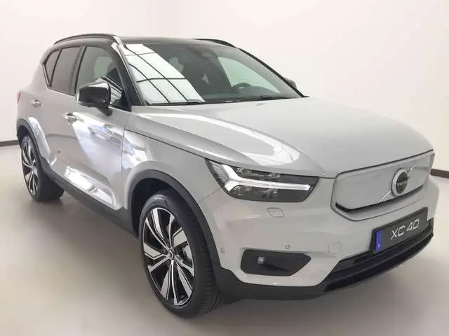 Photo 1 : Volvo Xc40 2024 Électrique