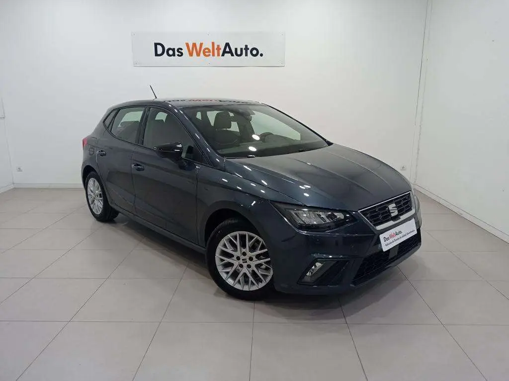 Photo 1 : Seat Ibiza 2023 Petrol