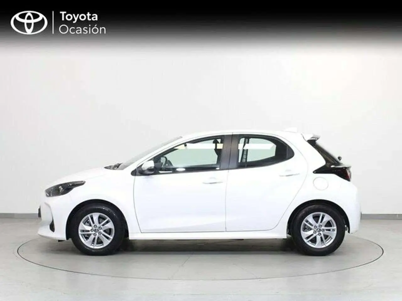 Photo 1 : Toyota Yaris 2023 Hybrid