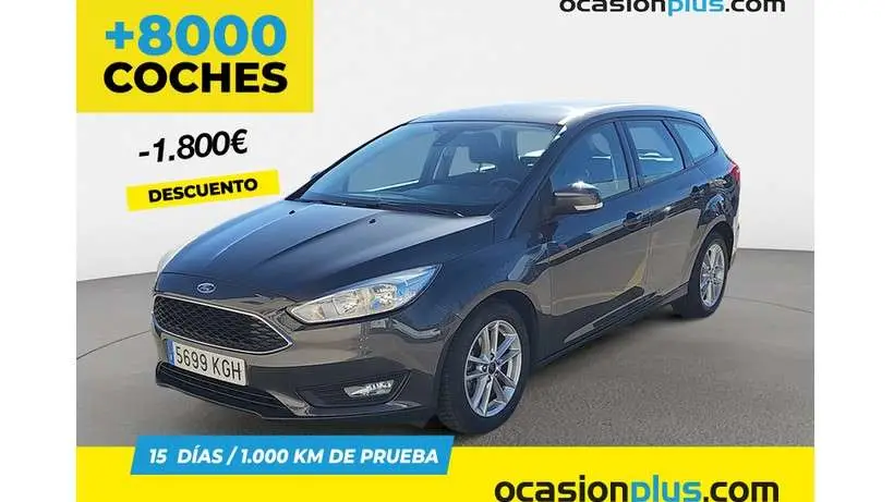 Photo 1 : Ford Focus 2017 Essence