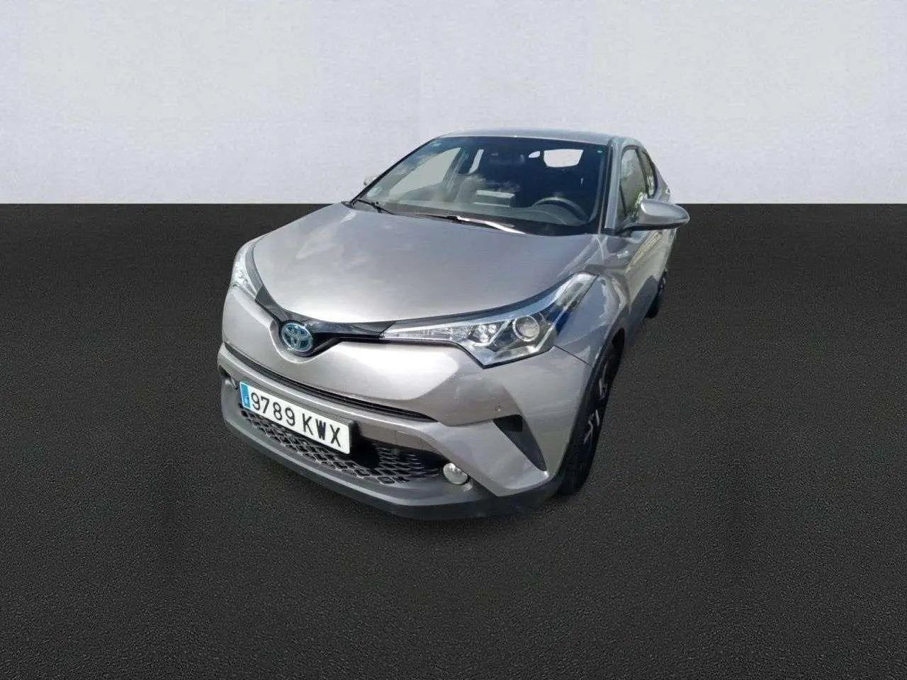 Photo 1 : Toyota C-hr 2019 Hybrid