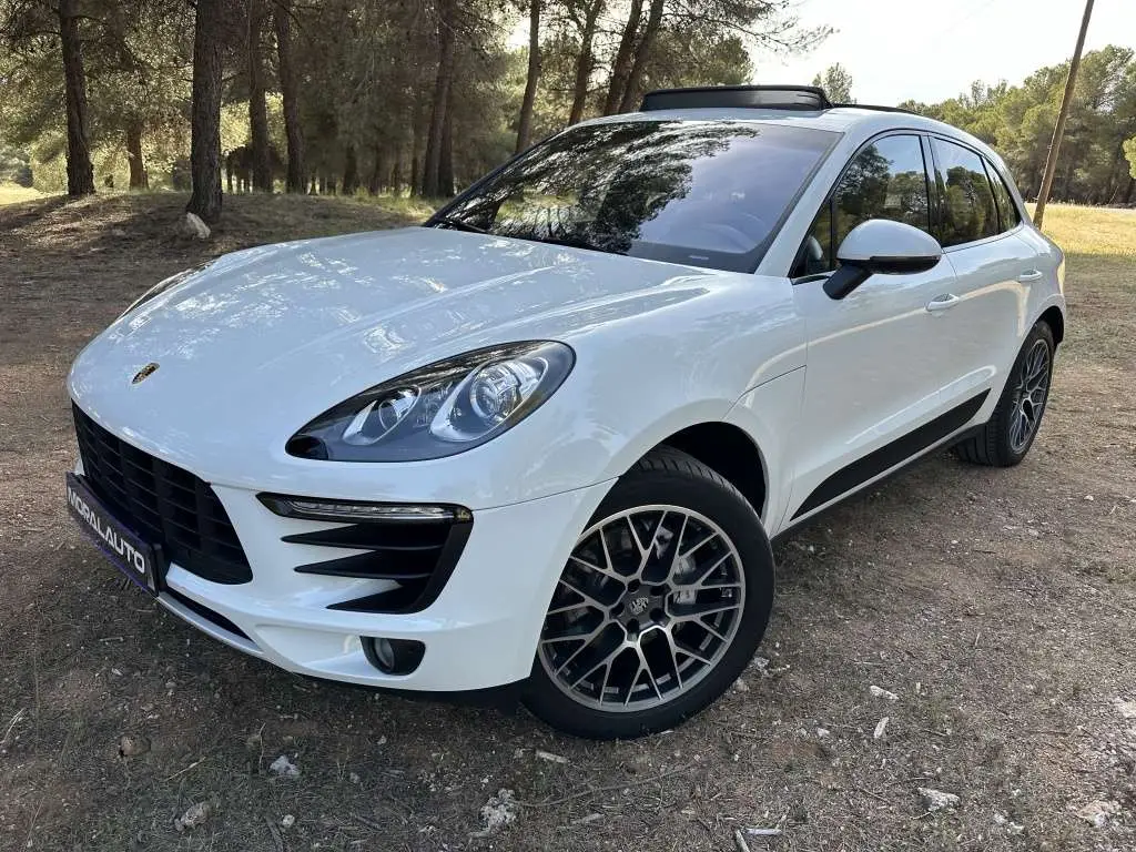 Photo 1 : Porsche Macan 2015 Diesel