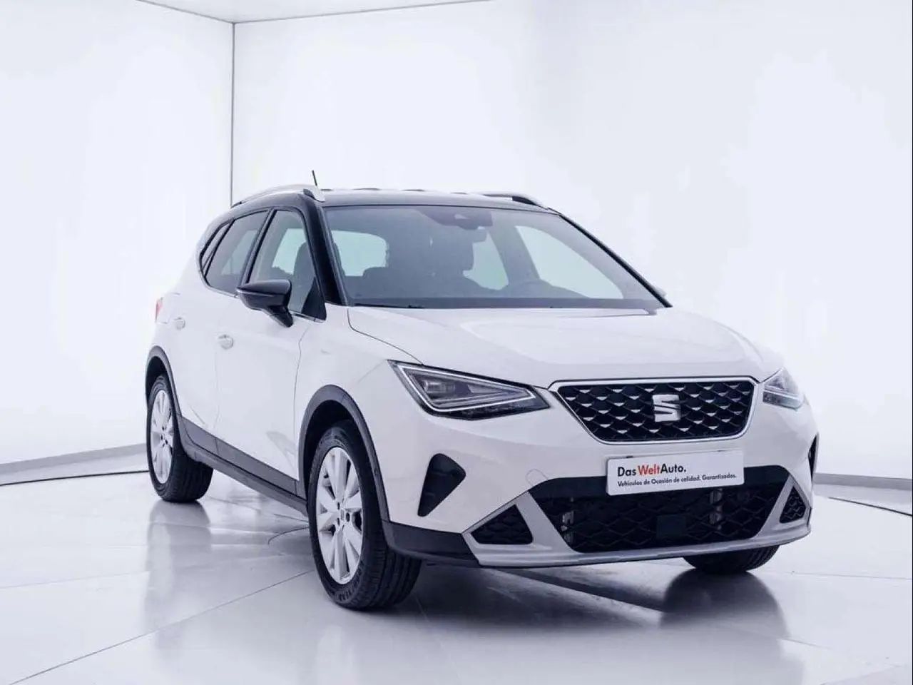 Photo 1 : Seat Arona 2024 Petrol