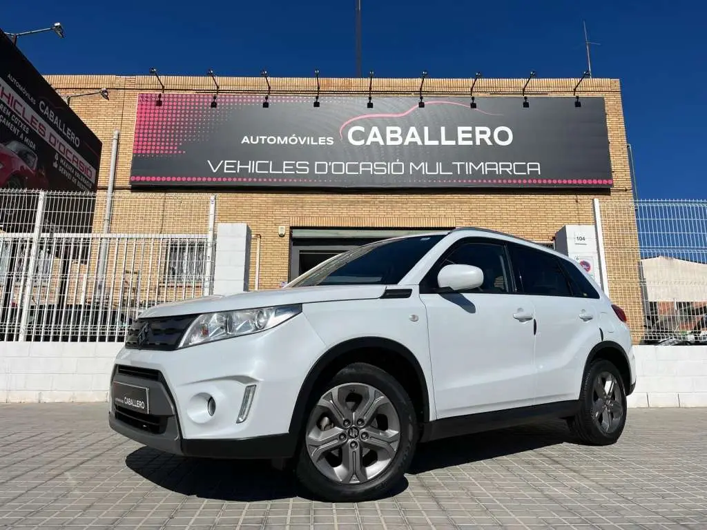 Photo 1 : Suzuki Vitara 2016 Petrol