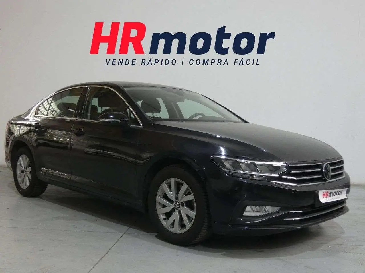 Photo 1 : Volkswagen Passat 2020 Essence