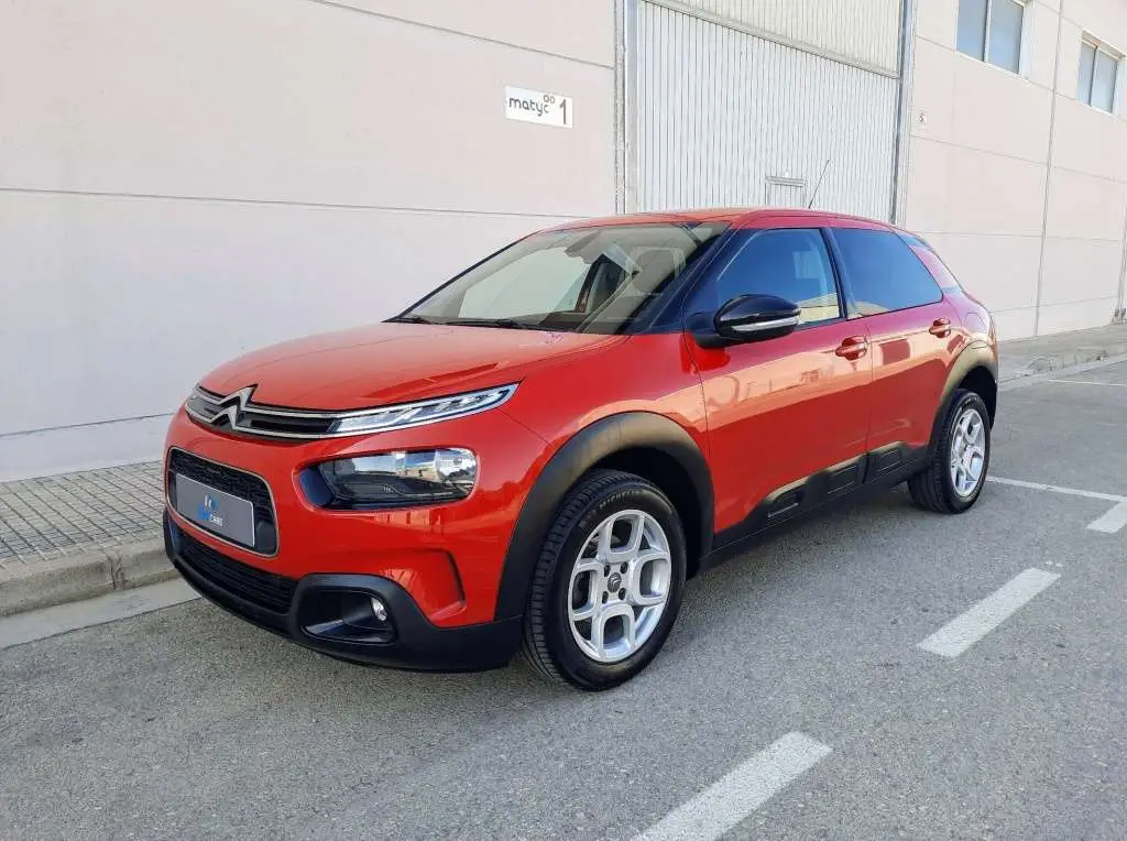 Photo 1 : Citroen C4 2018 Petrol