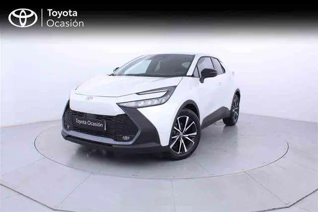 Photo 1 : Toyota C-hr 2024 Hybride